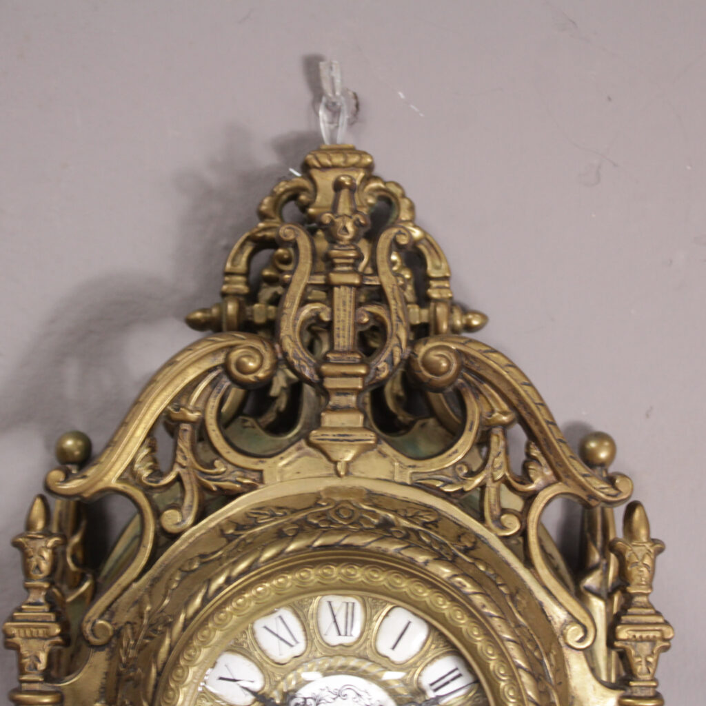 Antike Wanduhr Carteluhr Messing Verzierungen Frankreich Jh