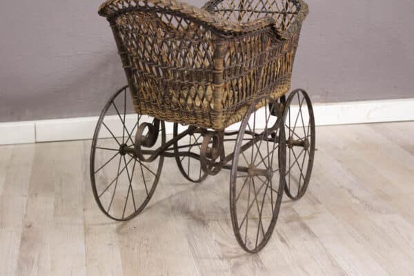 Antiken Puppenwagen kaufen bei Antik & Stil