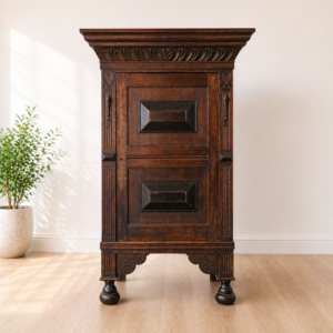 Antiker Schrank Eiche um 1900 geschlossene Front