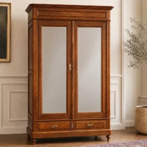 Antiker Kleiderschrank aus massiver Eiche mit Spiegeln um 1900