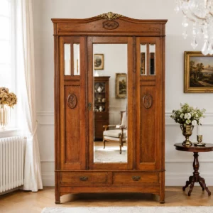 Antiker Jugendstil Kleiderschrank aus massiver Eiche mit Spiegel