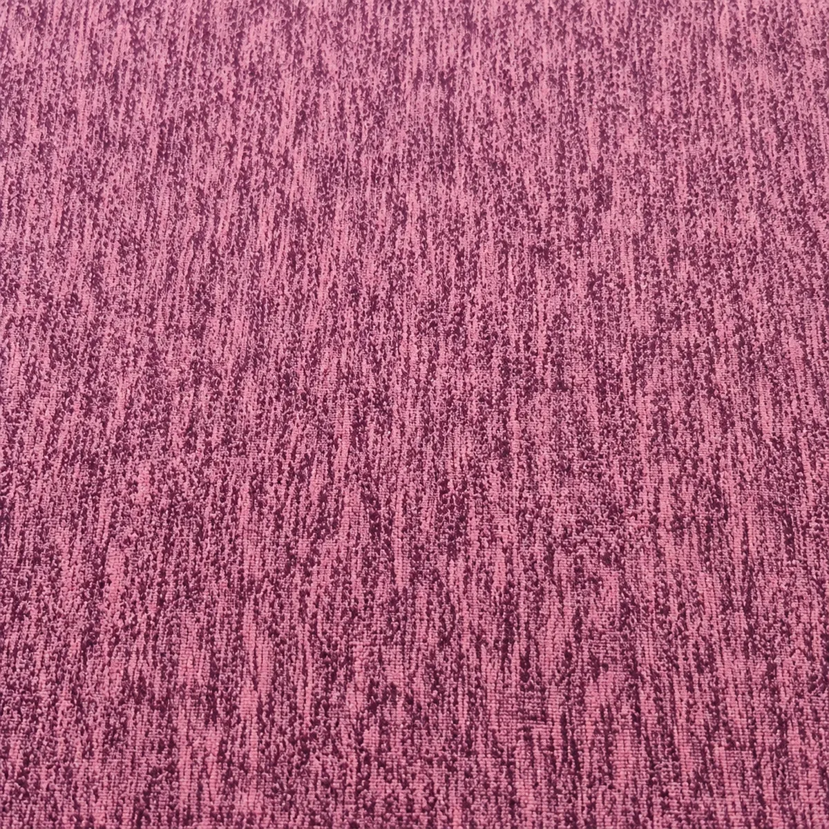 Glatter Velours Möbelstoff in hellem Violett – englischer Manufakturstoff